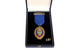 Imagen del artículo Trabajo retira las medallas al mérito del exbanquero Julio Fernández Gayoso y el expresidente de la CEOE Gerardo Díaz Ferrán