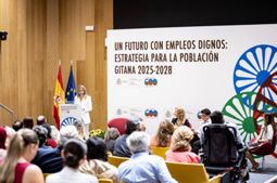 Imagen del artículo El Gobierno aprueba el primer plan para la mejora de la empleabilidad de la población gitana financiado con 304 M€